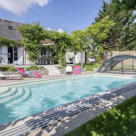 Au Coeur Du Bien-Etre, Gite Avec Piscine Chauffee Et Couverte, Spa, Sauna, Massages Monteaux Luaran gambar