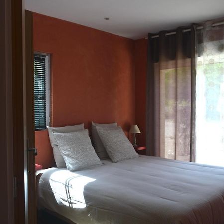 Au Coeur Du Bien-Etre, Gite Avec Piscine Chauffee Et Couverte, Spa, Sauna, Massages Monteaux Luaran gambar